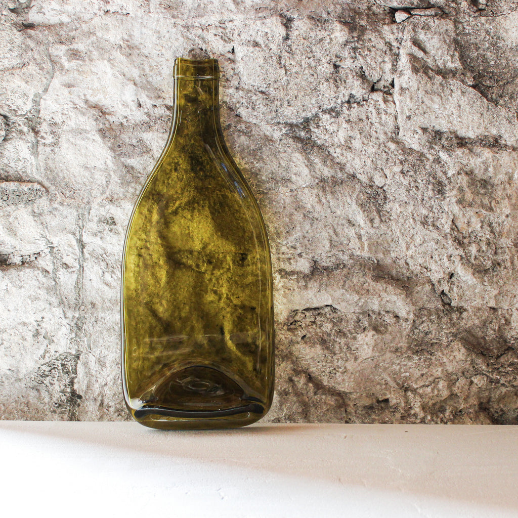 Planche apéritive en bouteille recyclée.